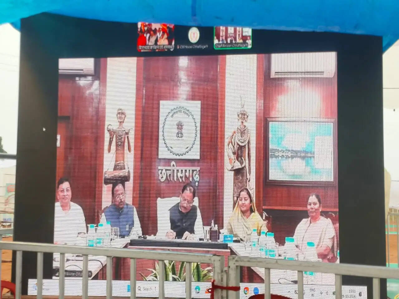 बलरामपुर के चिरई गांव में स्थापित हुई पूर्व केंद्रीय मंत्री लरंग साय की प्रतिमा, मुख्यमंत्री ने की तीन घोषणाएं