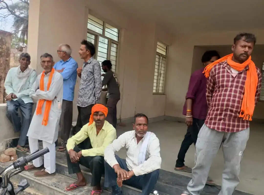 साइकिल से टकराई बाइक हुई अनियंत्रित, युवक की मौत