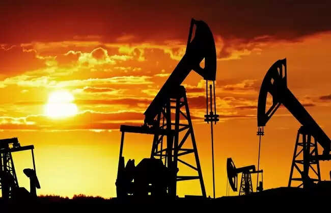 कच्चे तेल में तेजी जारी, ब्रेंट क्रूड का भाव 98 डॉलर प्रति बैरल