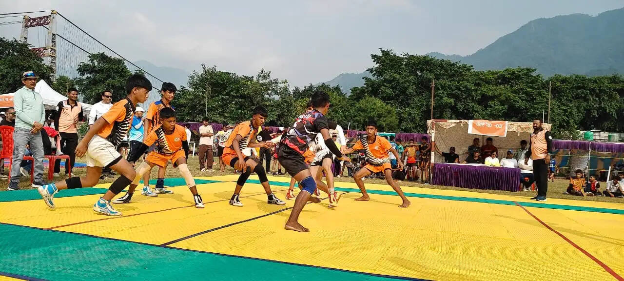 अंडर-14 कबड्डी प्रतियोगिता में चमोली और टिहरी की जीत से शुरूआत