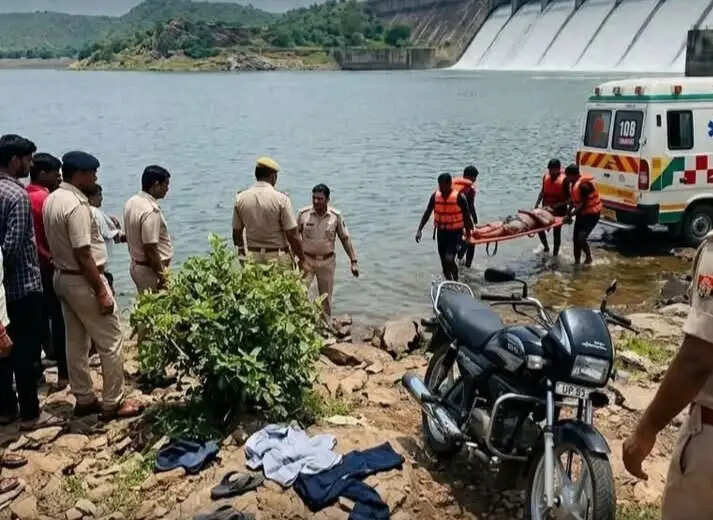 (अपडेट) : सुकवा-ढुकवा बांध में मिले तीन युवकों के शव, मोटरसाइकिल के आधार पर हुई शिनाख्त