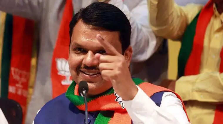 मोदी और नेहरू की तुलना नहीं, यह केवल रिकॉर्ड का विषयः देवेंद्र फडणवीस