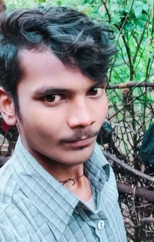 बाइकों की आमने-सामने भिड़ंत में चाचा-भतीजा की मौत, पिता समेत चार गम्भीर घायल