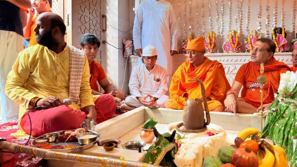 सावन के तीसरे सोमवार को शिवमय हुई छोटी काशी