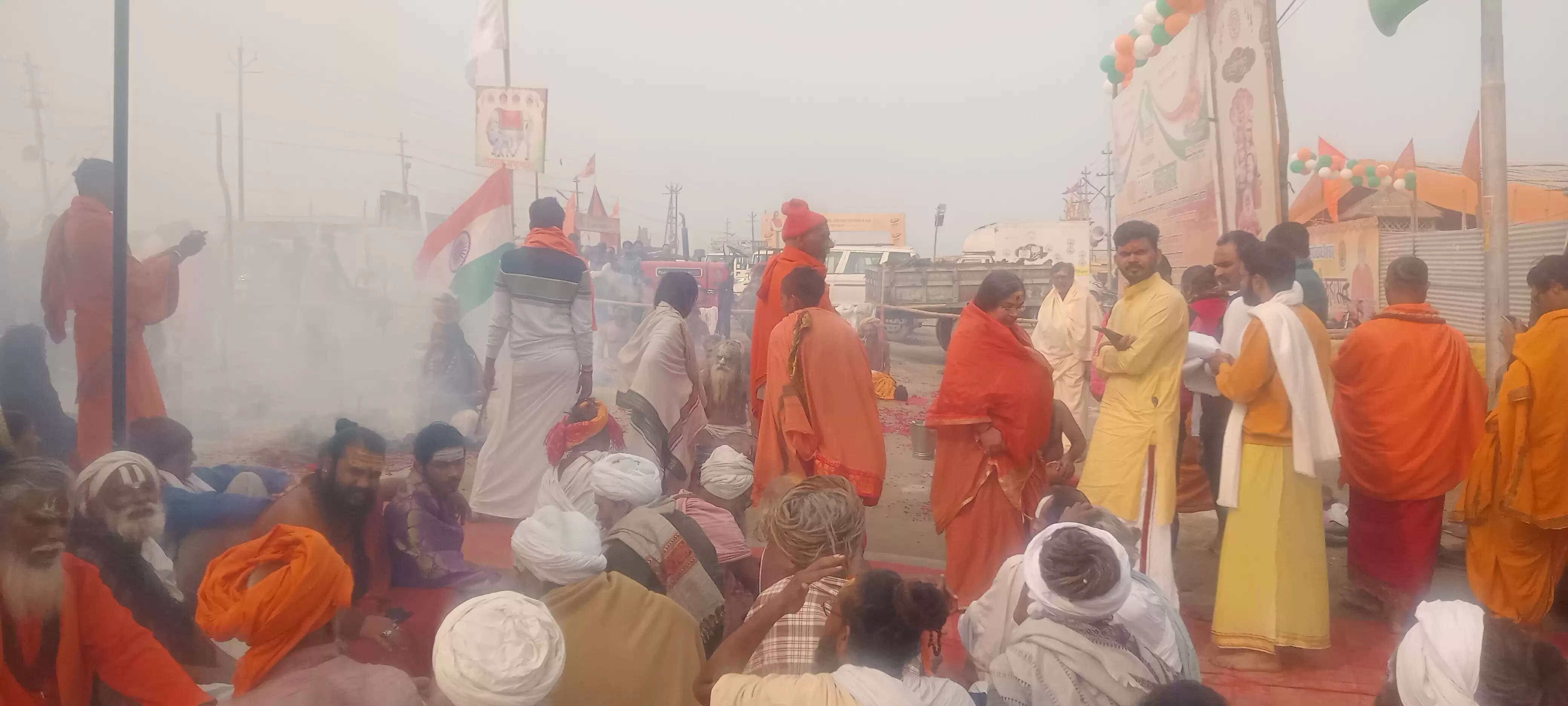 अहंकार नष्ट करने को स्वामी अविमुक्तेश्वरानंद के शिविर में संत यज्ञ अनुष्ठान