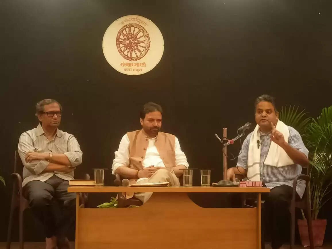 लोक के साथ तनमय हुए बिना कोई कला सार्थक नहीं होती है : प्राे. रजनीश