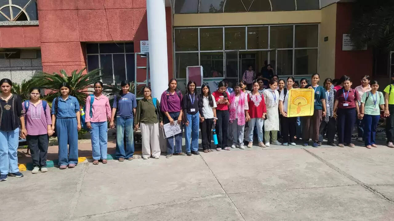 जागरूकता और समान अवसर से ही होगा नारी सशक्तिकरण : डॉ. ममता तिवारी