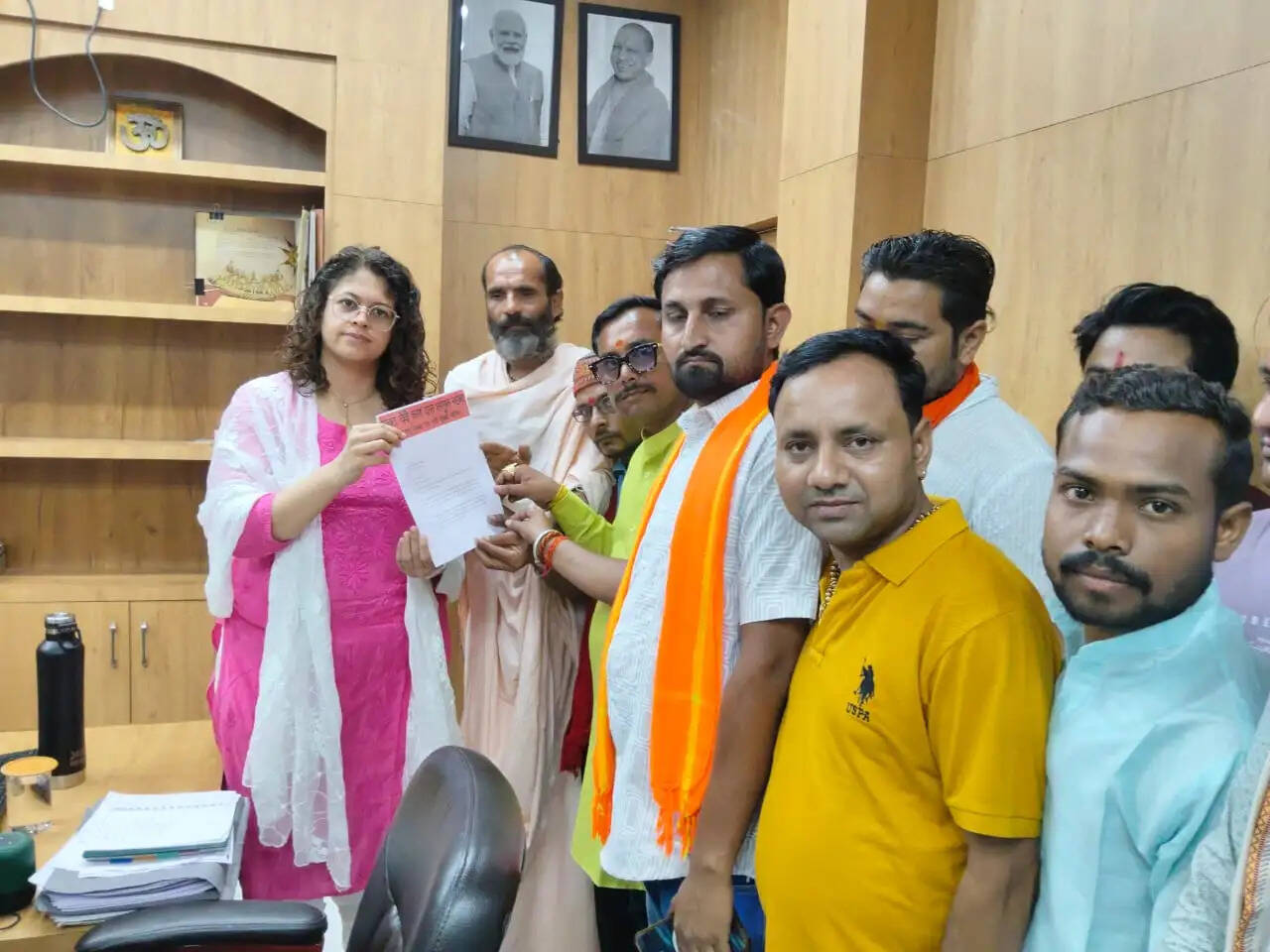 नाबालिगों से दुराचार करने वालों पर हो सख्त कार्रवाई: महंत देवीचरण दास