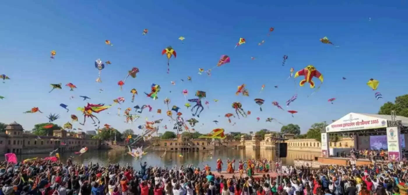 14 जनवरी को दिन में पतंगों का आसमां से संवाद और शाम को लालटेन उत्सव