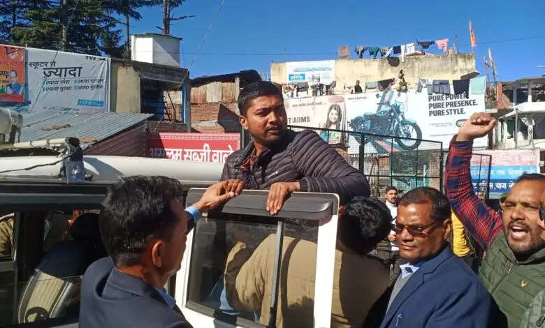 मुख्यमंत्री धामी के दौरे का विरोध करने जा रहे कांग्रेस नेता गिरफ्तार