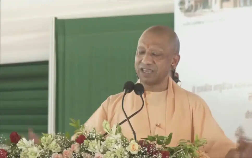 मुख्यमंत्री&nbsp;योगी आदित्यनाथ शुक्रवार काे अयोध्या को देंगे 432 की परियोजनाओं की सौगात