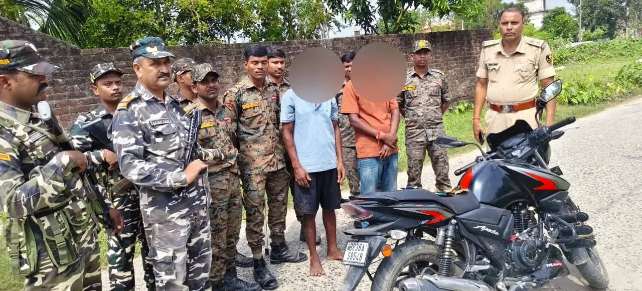 एसएसबी और जोगबनी पुलिस की संयुक्त कार्रवाई में ब्राउन शुगर के साथ एक नेपाली नागरिक सहित दो तस्कर गिरफ्तार