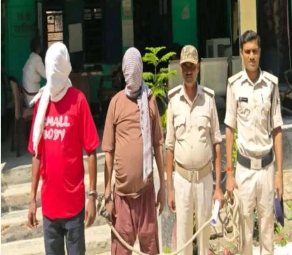 सारण के जलालपुर मे हुई हत्या के मामले मे दो फरार आरोपित गिरफ्तार