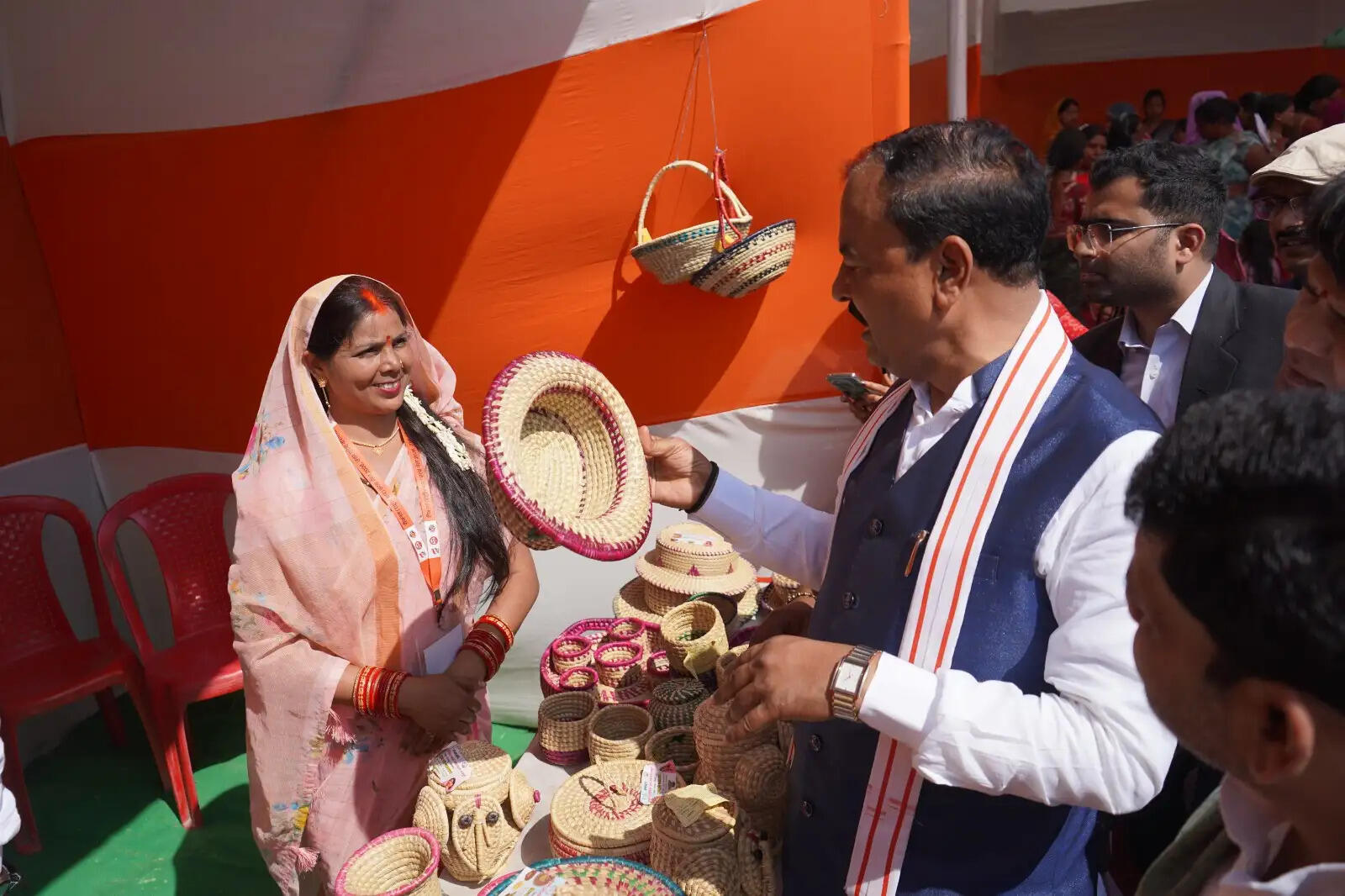 प्रदेश में गौहत्या तो दूर, गौ माता को कोई खराेंच भी नहीं लगा सकता : केशव प्रसाद मौर्य