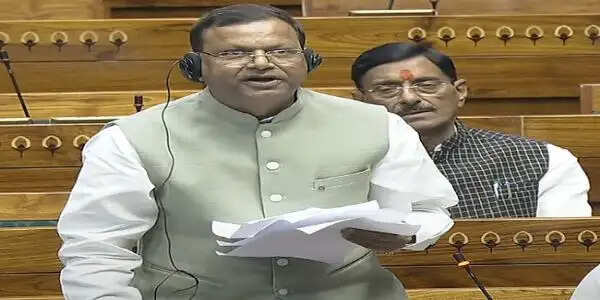 देश के बैंकों ने लावारिस 60,518 करोड़ रुपये आरबीआई कोष में भेजे : पंकज चौधरी