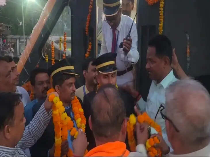 सुलतानपुर को मिली अमृत भारत ट्रेन की सुविधा, अयोध्या से मुंबई का सफर हुआ सुहाना