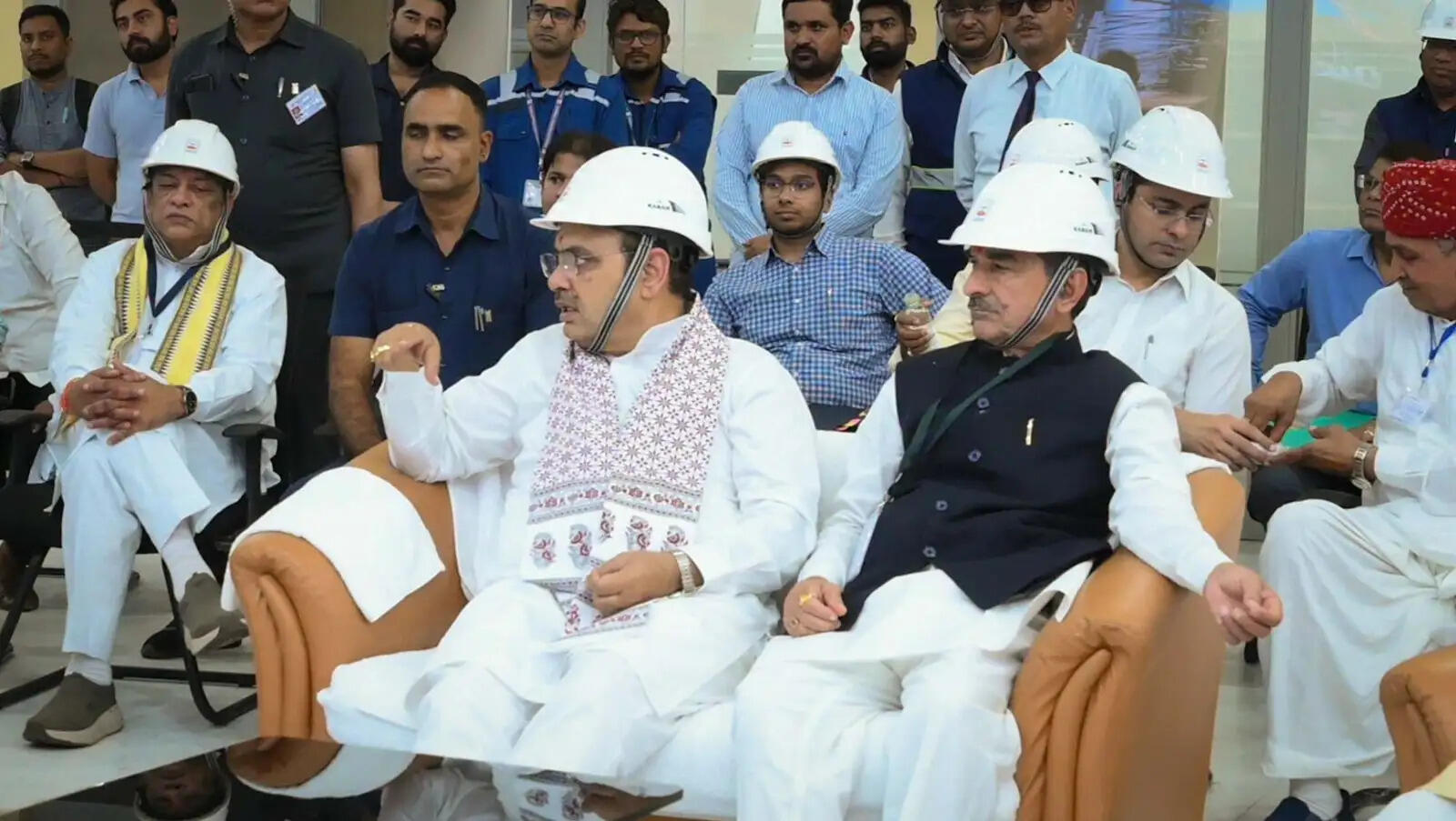 पचपदरा रिफाइनरी का मुख्यमंत्री ने किया निरीक्षण