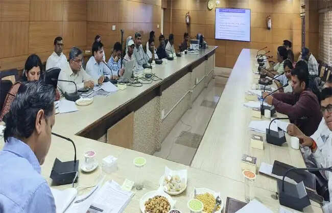 नारनौल में पानी की बर्बादी पर सख्ती, बिल वसूली और टोंटी अनिवार्य, नहीं तो लगेगा जुर्माना