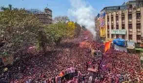 इंदौर में आज&nbsp;पारंपरिक गेर में मिसाइलों से उड़ेगा रंग, 8 हजार किलो टेसू के फूलों से बने गुलाल से सजेगा राजवाड़ा