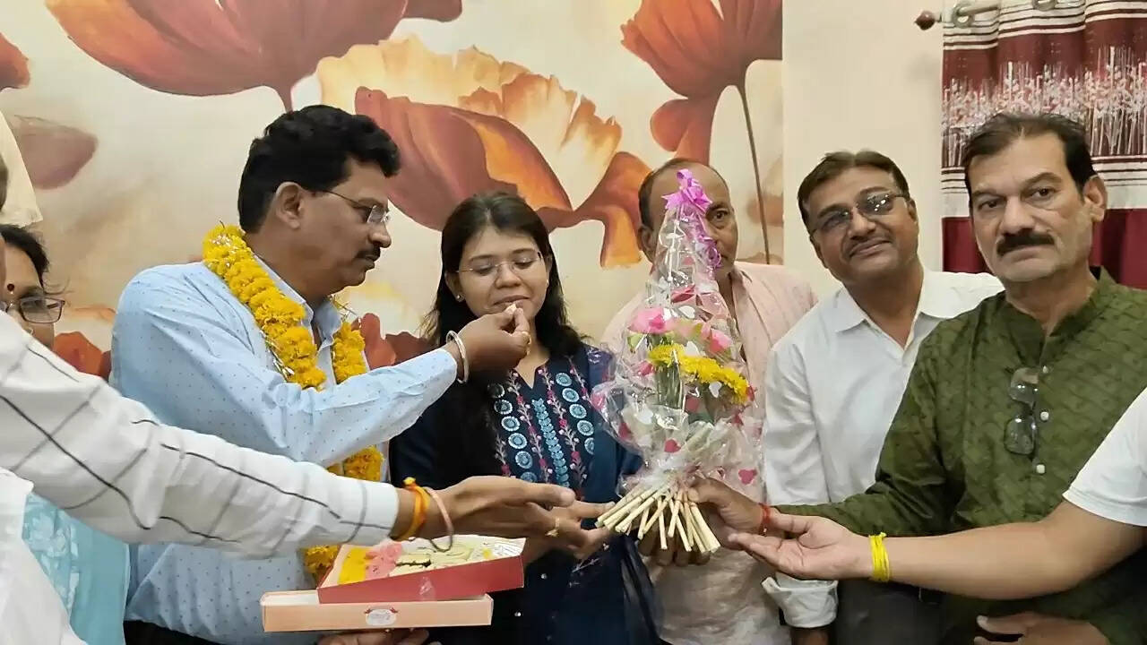 खंडवा की रूपल जायसवाल ने यूपीएससी में 512 वीं रैंक प्राप्त की