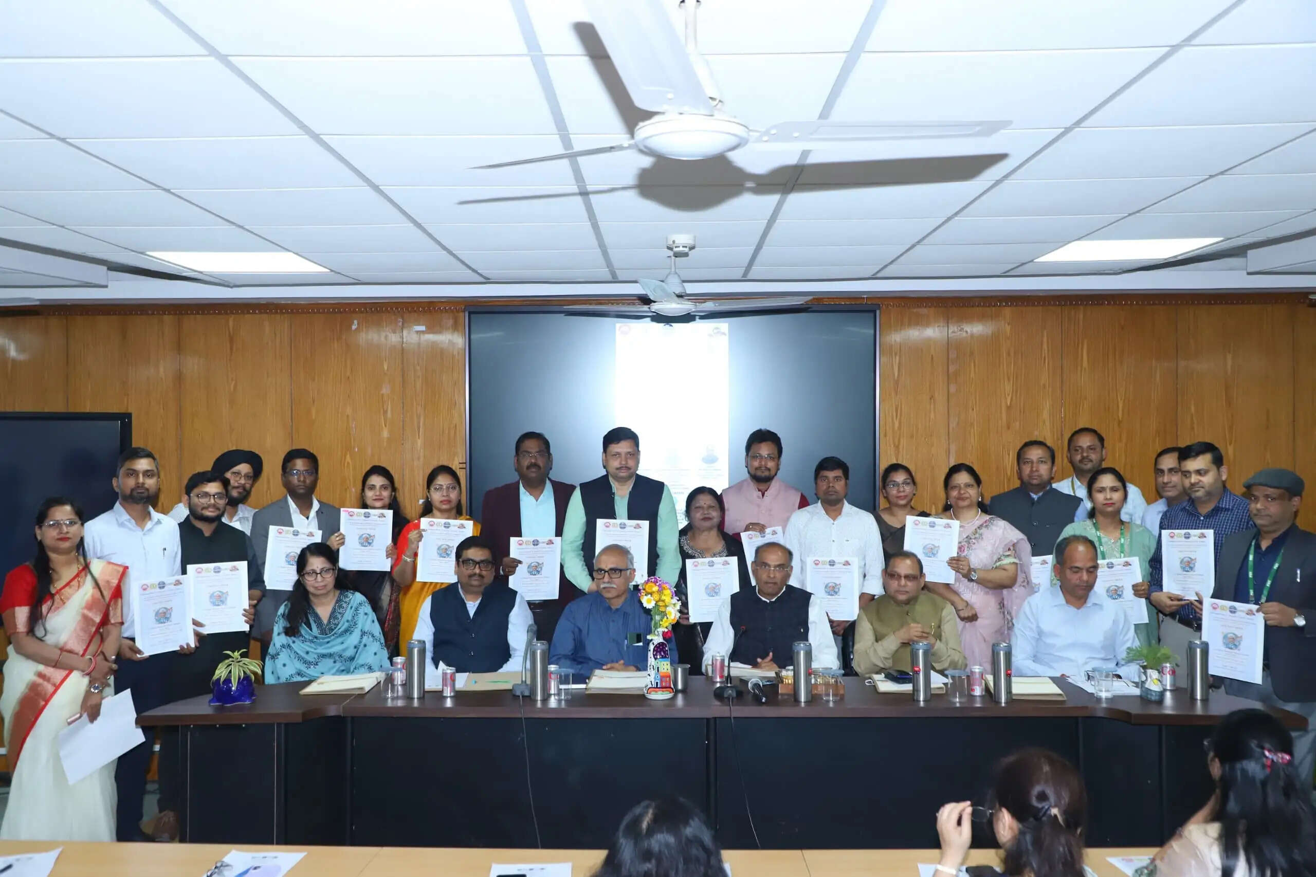 राष्ट्रीय विज्ञान दिवस पर शोध को नई दिशा : प्रो. विनय कुमार पाठक