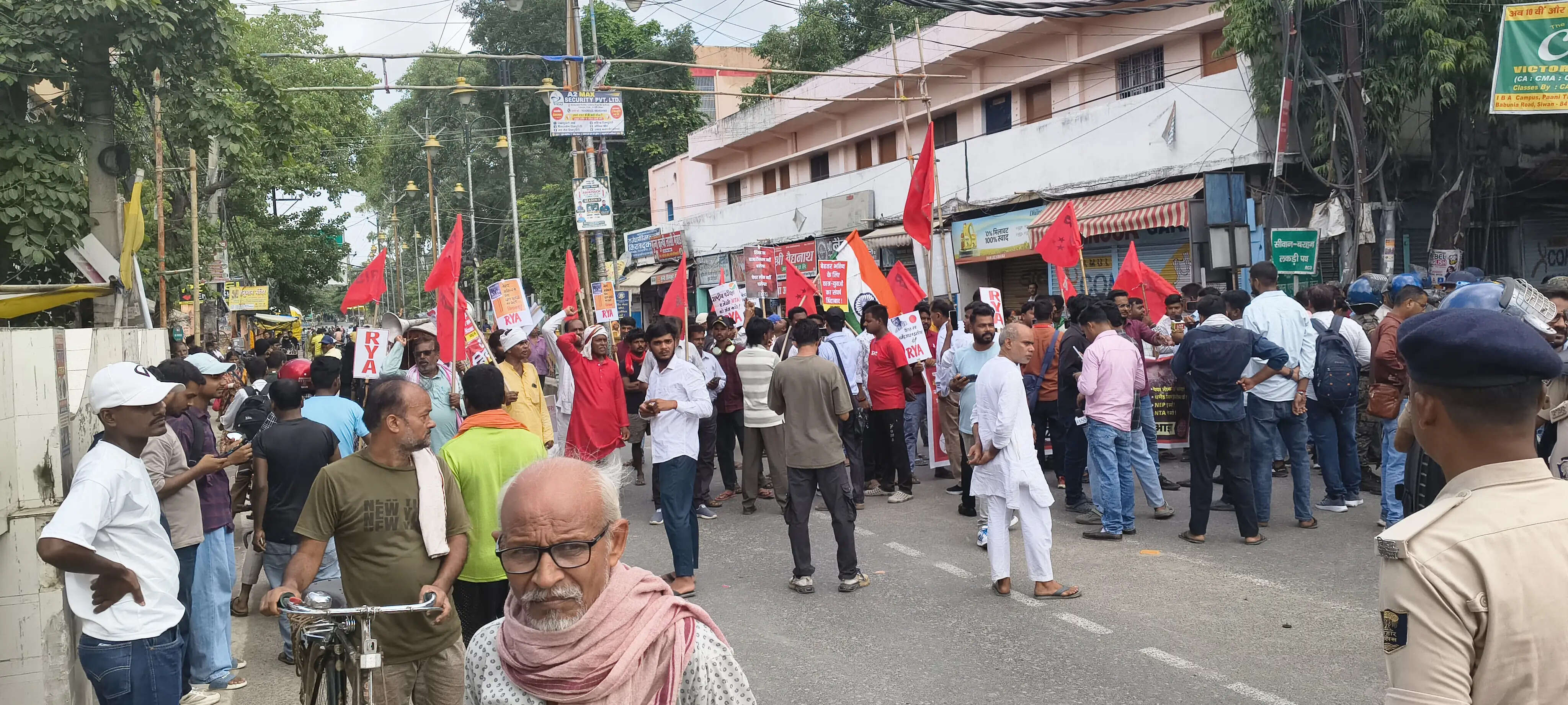 बिहार बंद के बीच सीवान में ट्रैफिक पर पुलिस का कंट्रोल, एसपी ने लागू किया वैकल्पिक रूट प्लान