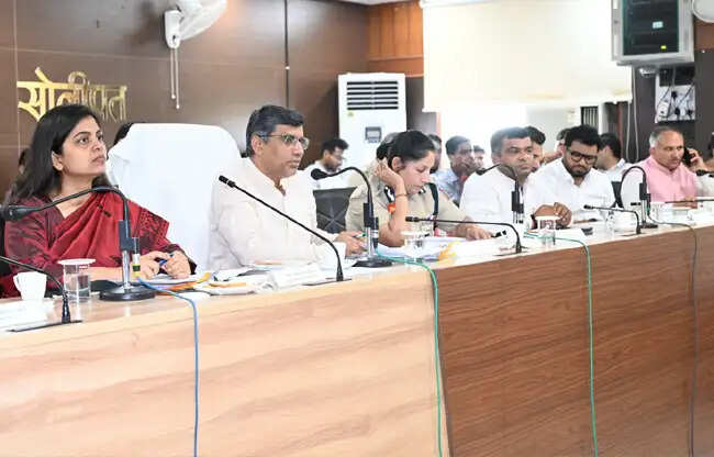 सोनीपत: जन शिकायतों में लापरवाह अधिकारियों पर होगी सख्त कार्रवाई: महिपाल ढांडा