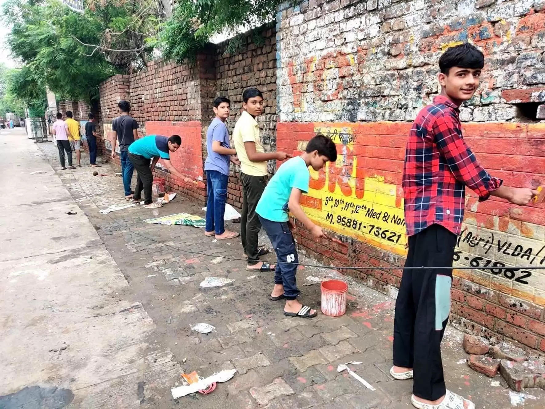 हिसार : ‘हमारा प्यार हिसार’ व हरी भरी वसुंधरा ने पेंटिंग व पौधारोपण अभियान चलाया