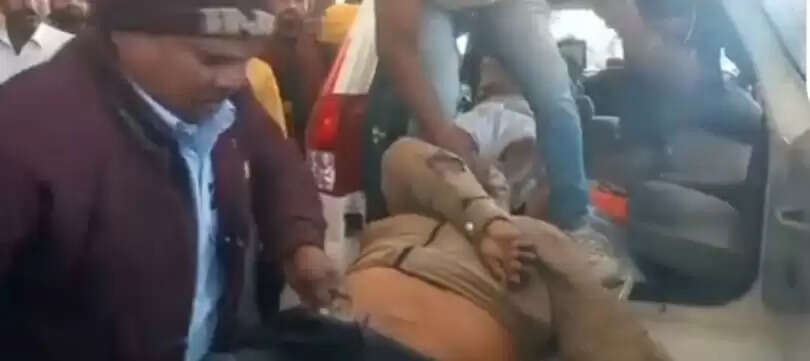 राजगढ़ःअज्ञात वाहन की टक्कर से बाइक सवार बुजुर्ग सहित दो की मौत, जांच शुरु