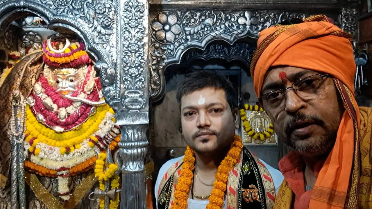 सुरंग में 17 दिनों से फंसे मजदूरों के सुरक्षित निकलने पर कालभैरव मंदिर में विशेष पूजा