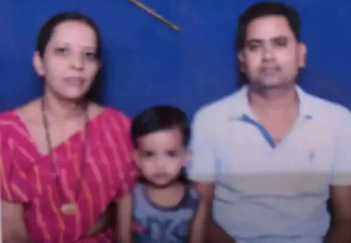 छत्तीसगढ़&nbsp;के&nbsp;महासमुंद&nbsp;में&nbsp;एक परिवार के चार&nbsp; लोगों &nbsp;के&nbsp;शव&nbsp;बरामद