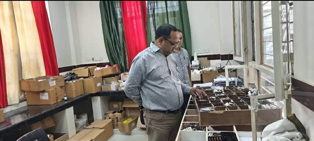 डिप्टी सीएमएचओ ने उप जिला अस्पताल समेत विभिन्न चिकित्सा संस्थानों का किया निरीक्षण