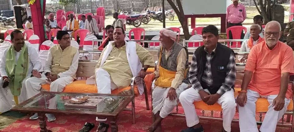 सुदामा चरित्र सुन कर भावविभोर हुए श्रद्धालु, कथा ने दूर किया मृत्यु का भय