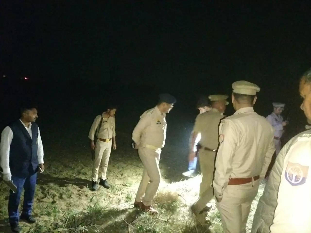 पुलिस ने छह गौ तस्करों किया गिरफ्तार, मुठभेड़ में एक तस्कर व कांस्टेबल घायल