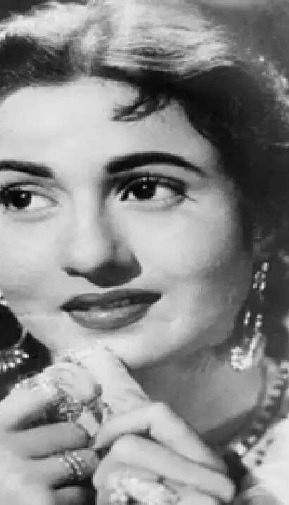 इतिहास के पन्नों में 23 फरवरी : खूबसूरती और अदाकारी की मिसाल मधुबाला