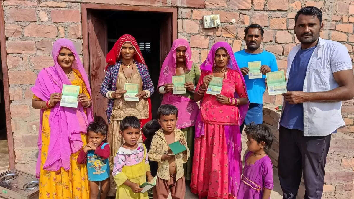 पाक विस्थापितों को राहत, पासपोर्ट नवीनीकरण के नियमों में संशोधन