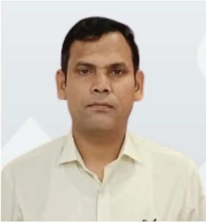 पूर्वांचल विश्वविद्यालय के दो शिक्षक विश्व के शीर्ष दो प्रतिशत वैज्ञानिकों की सूची में शामिल