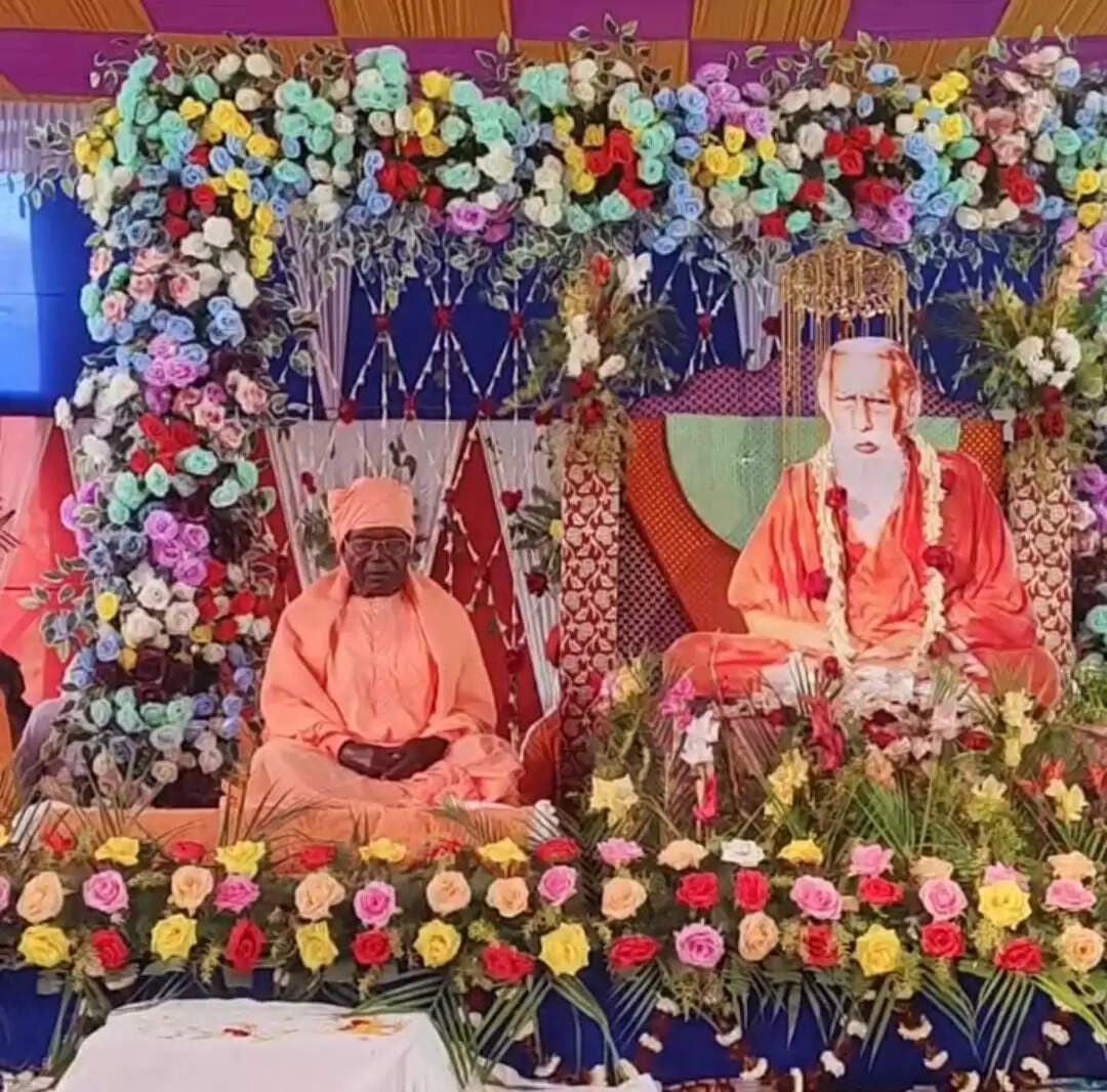 दो दिवसीय संतमत सत्संग का 13 वाँ वार्षिक अधिवेशन