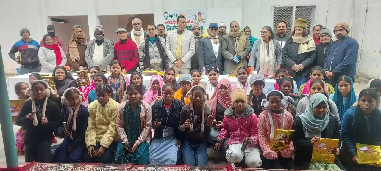 कर्नल अजीत दत्त की स्मृति में आयोजित निबंध प्रतियोगिता के विजेताओं को किया गया पुरस्कृत