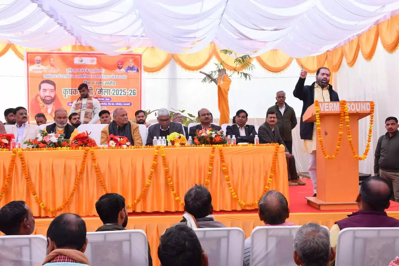 सरकार द्वारा चलाई जा रही सभी योजनाओं का लाभ लें किसान : सतीश चंद्र शर्मा