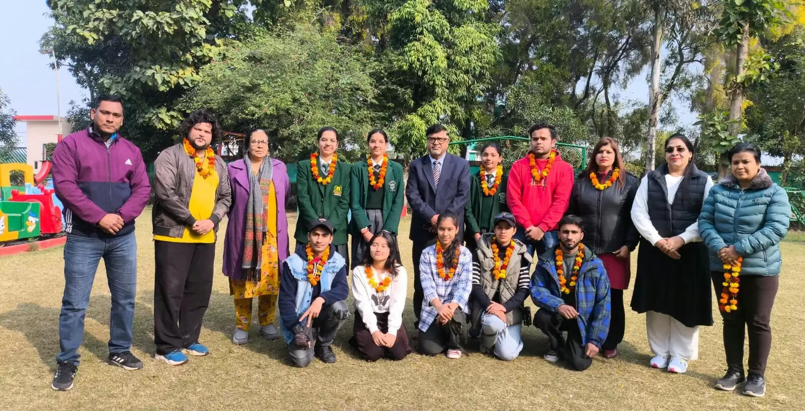 15 वीं नेशनल डांस स्पोर्ट्स चैम्पियनशिप के लिए मुरादाबाद से 10 चयनित खिलाड़ी रवाना