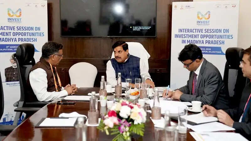 मप्र के मुख्यमंत्री ने राजस्थान के उद्योगपतियों के साथ की वन-टू-वन चर्चा, निवेश के लिए किया आमंत्रित