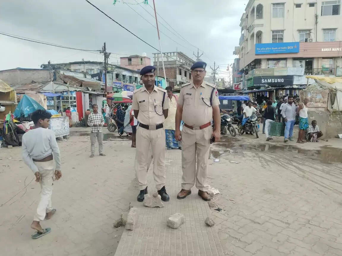 सिमरी बख्तियारपुर स्टेशन परिसर को आरपीएफ ने कराया अतिक्रमण मुक्त