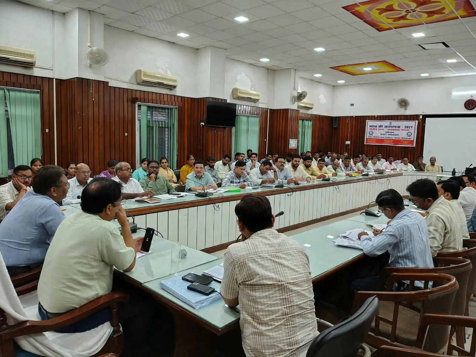 विशेष रोजगार सृजन दिवस में लापरवाही बरती तो होगी कार्यवाही
