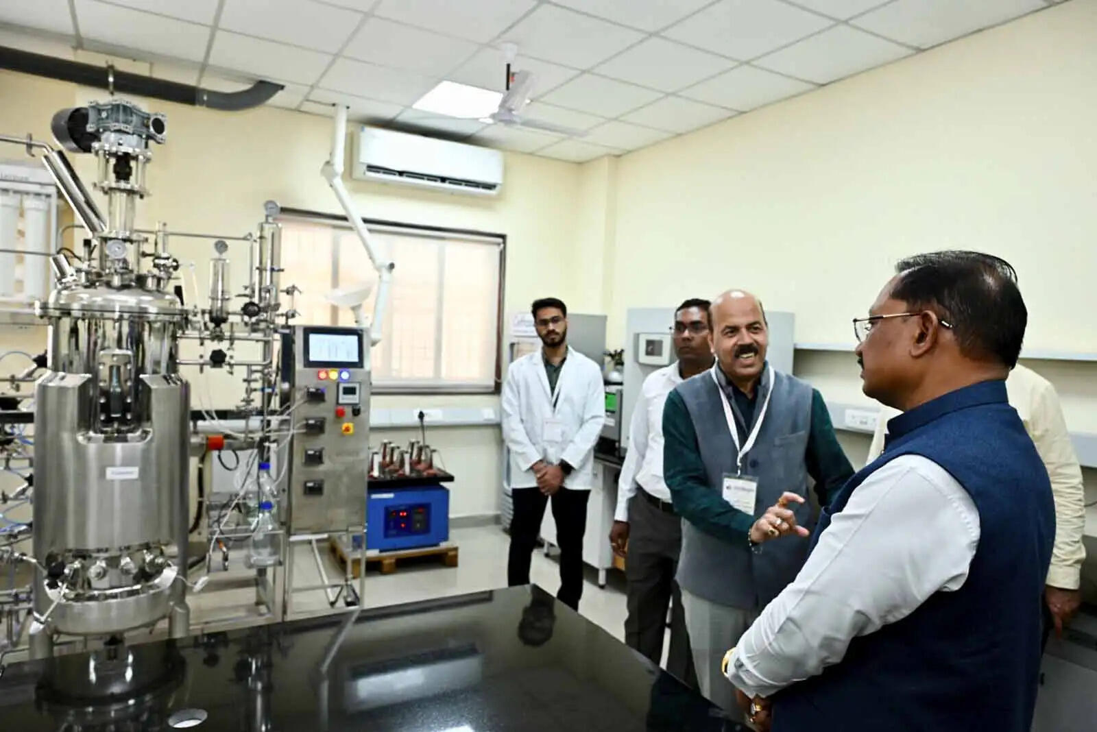 युवा केवल नौकरी मांगने वाले नहीं, रोजगार देने वाले बनें : मुख्यमंत्री विष्णु देव साय