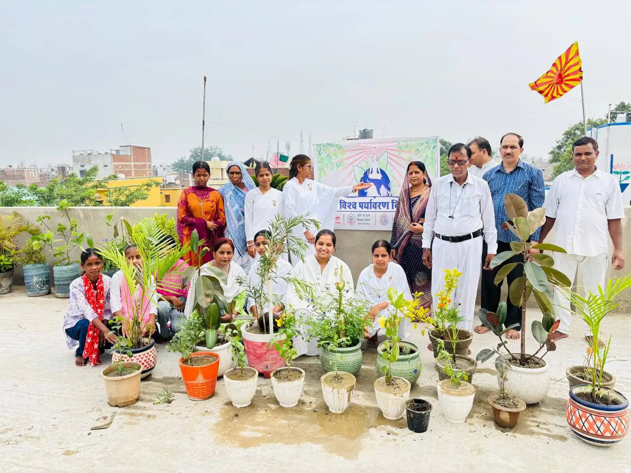 पर्यावरण संकट से निपटने के लिए पौधारोपण समय की बड़ी मांग: बीके अनामिका