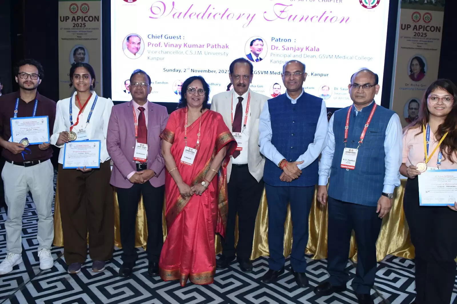 चिकित्सा क्षेत्र में तकनीकी साधनों को बढ़ाने की जरुरत : प्रो. विनय पाठक