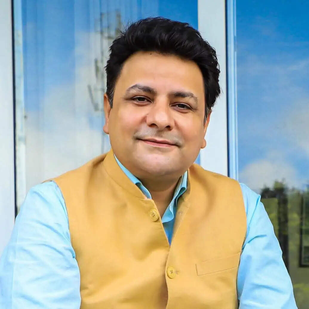 विजिलेंस द्वारा दर्ज एफआईआर महज राजनीतिक प्रतिशोध का परिणाम : सुधीर शर्मा