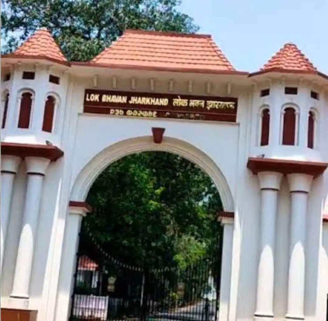 कई दिनों से लापता अदिती का नहीं मिला सुराग, पिता ने राज्यपाल से लगाई मदद की गुहार