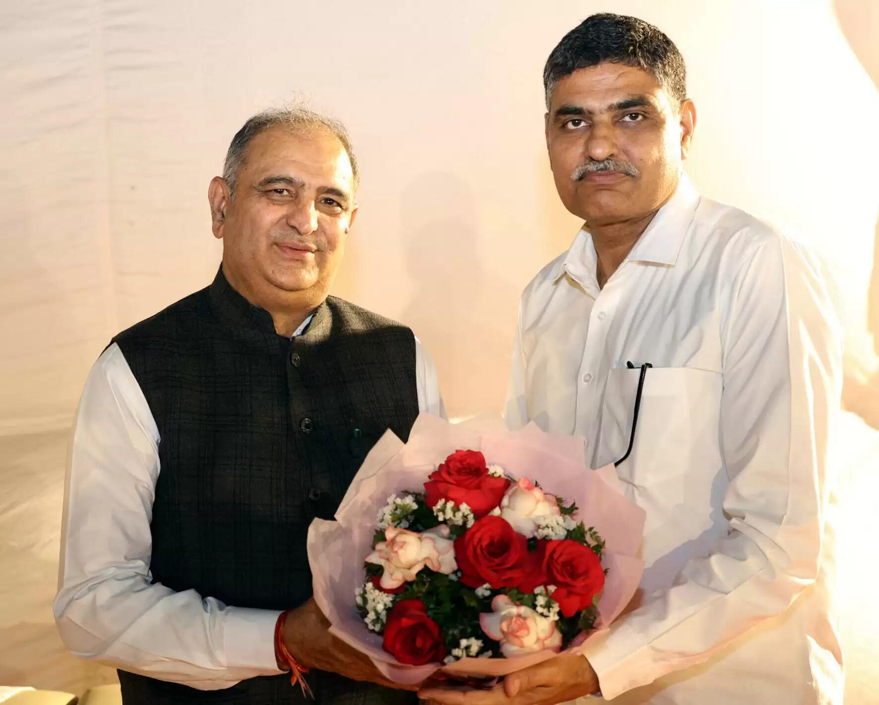 हिसार : हरियाणा कृषि विवि की उन्नति सभी कर्मचारियों की मेहनत का परिणाम : प्रो. बीआर काम्बोज